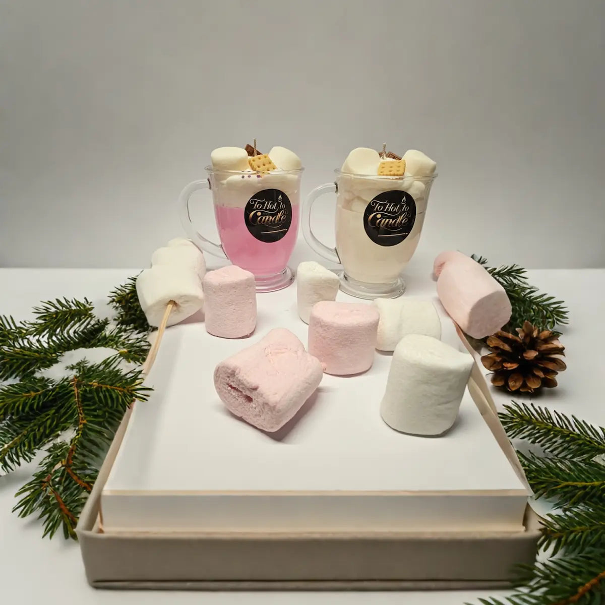 Marsmellow geurkaarsen met decoratie