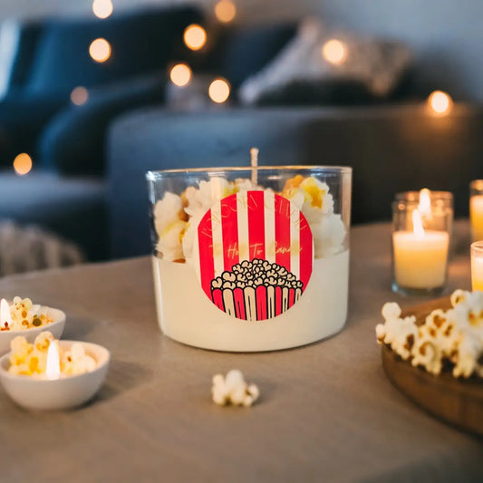 Popcorn kaars met zoete karamelgeur unieke blikvanger in glas
